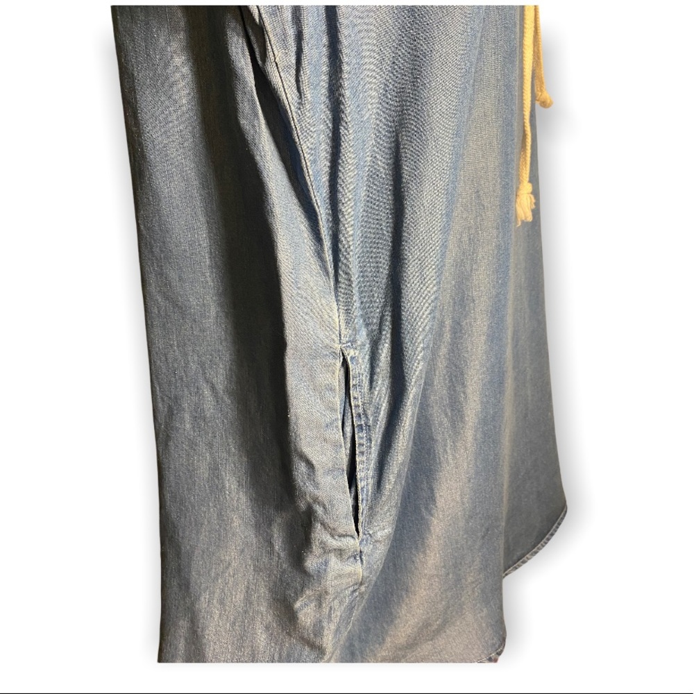 DRESS - Picture 3 of 3